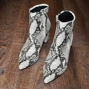 Steve Madden Banner Natural Snake Booties